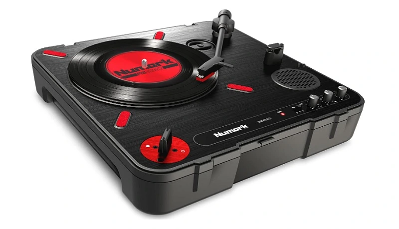 Numark PT01 Scratch DJ Turntable for Portablists With User Replaceable Scratch Switch, Built In Speaker